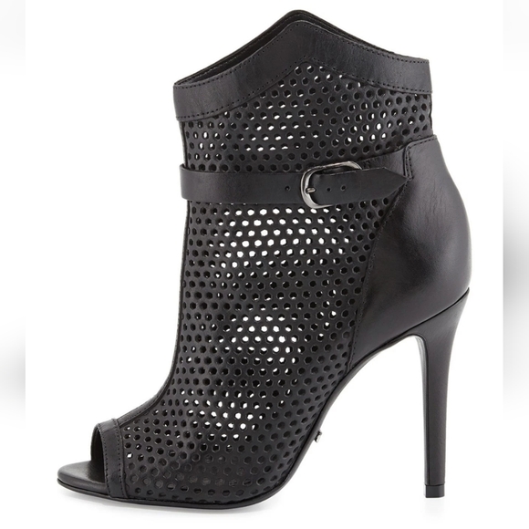 NWT Schutz women’s 6.5B leather sole high heel peep toe bootie. - Picture 3 of 5